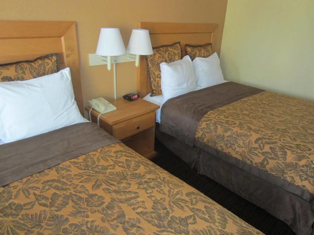 Anaheim Islander Inn And Suites Near Park And Convention Center Exterior foto